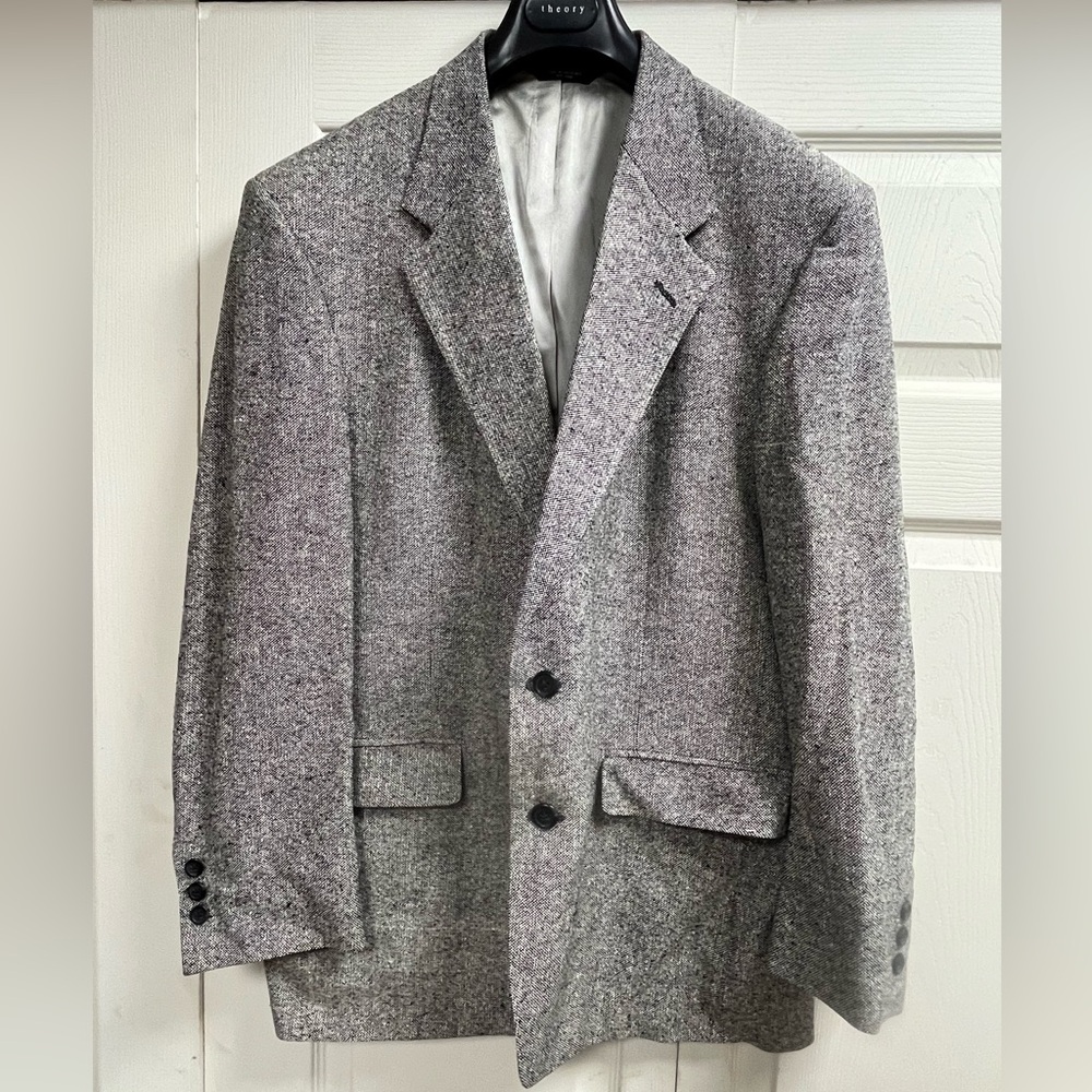 Lord and Taylor Men’s Silk Suit Jack White Black Speckled 42R